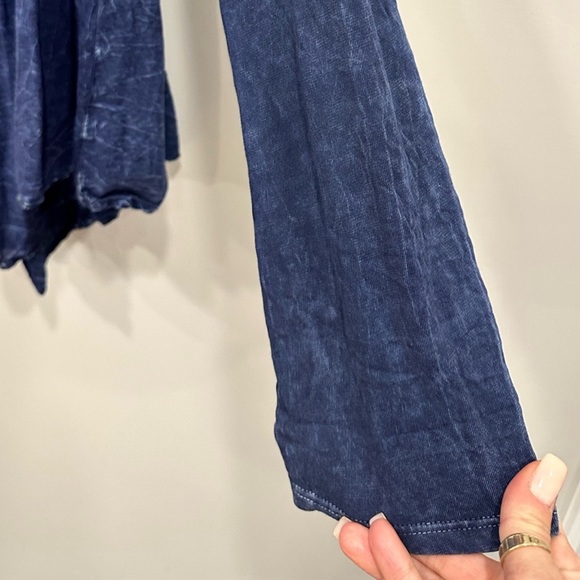 Altar’d State Blue Acid Stone Wash Ruffled Peplum Top Size Medium - Picture 4 of 6